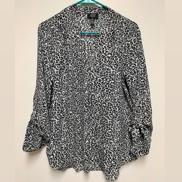 ✨JONES NY Grey Leopard Print Long Sleeve Blouse - Picture 1 of 7